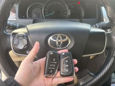 How to generate and program a car key using Launch X431?